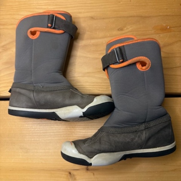 Plae Thandi waterproof boots little kid size 10 - Picture 6 of 13